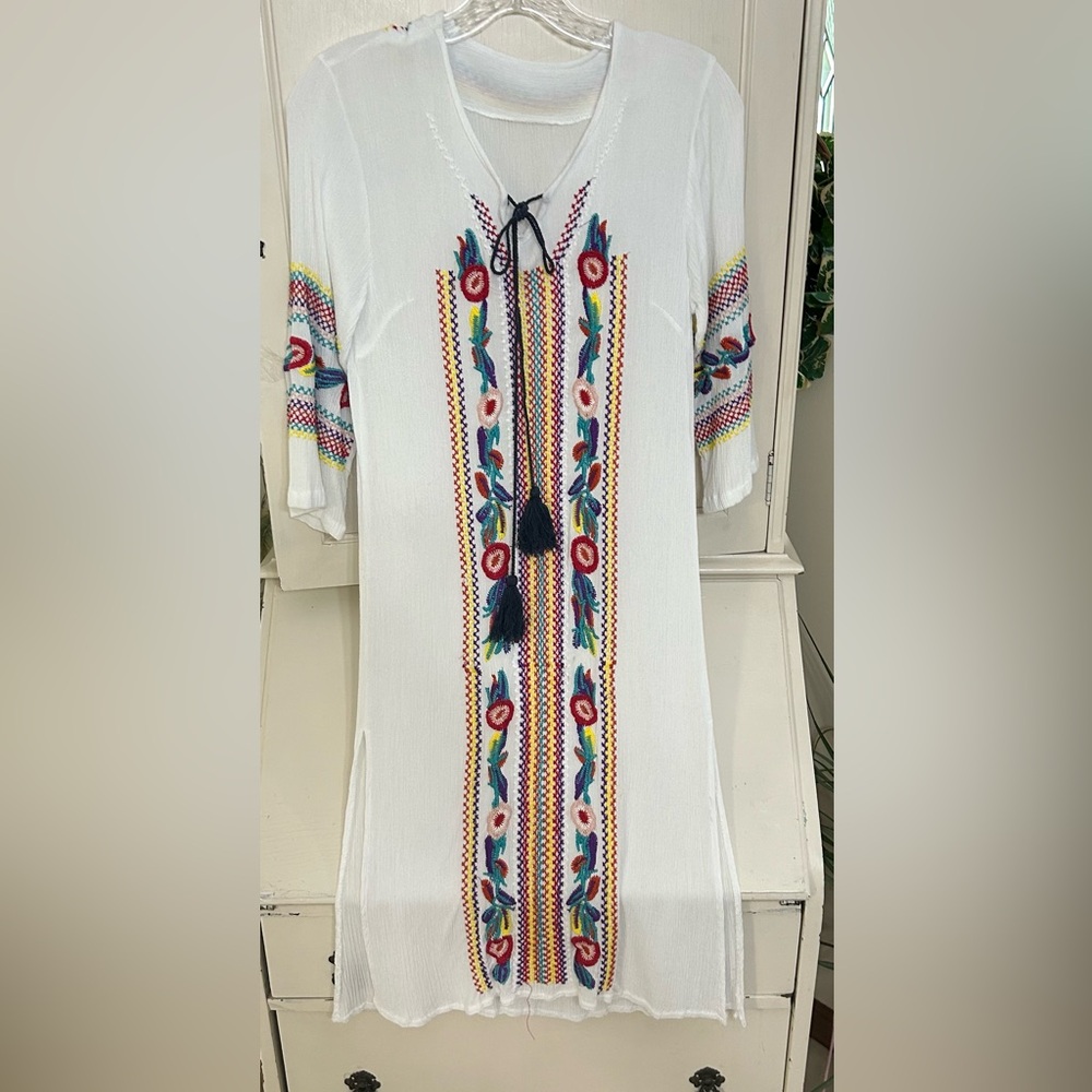 Anthropologie Mo Huan Yi Chu maxi dress